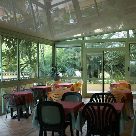 קאלבי Hotel Cyrnea מראה חיצוני תמונה