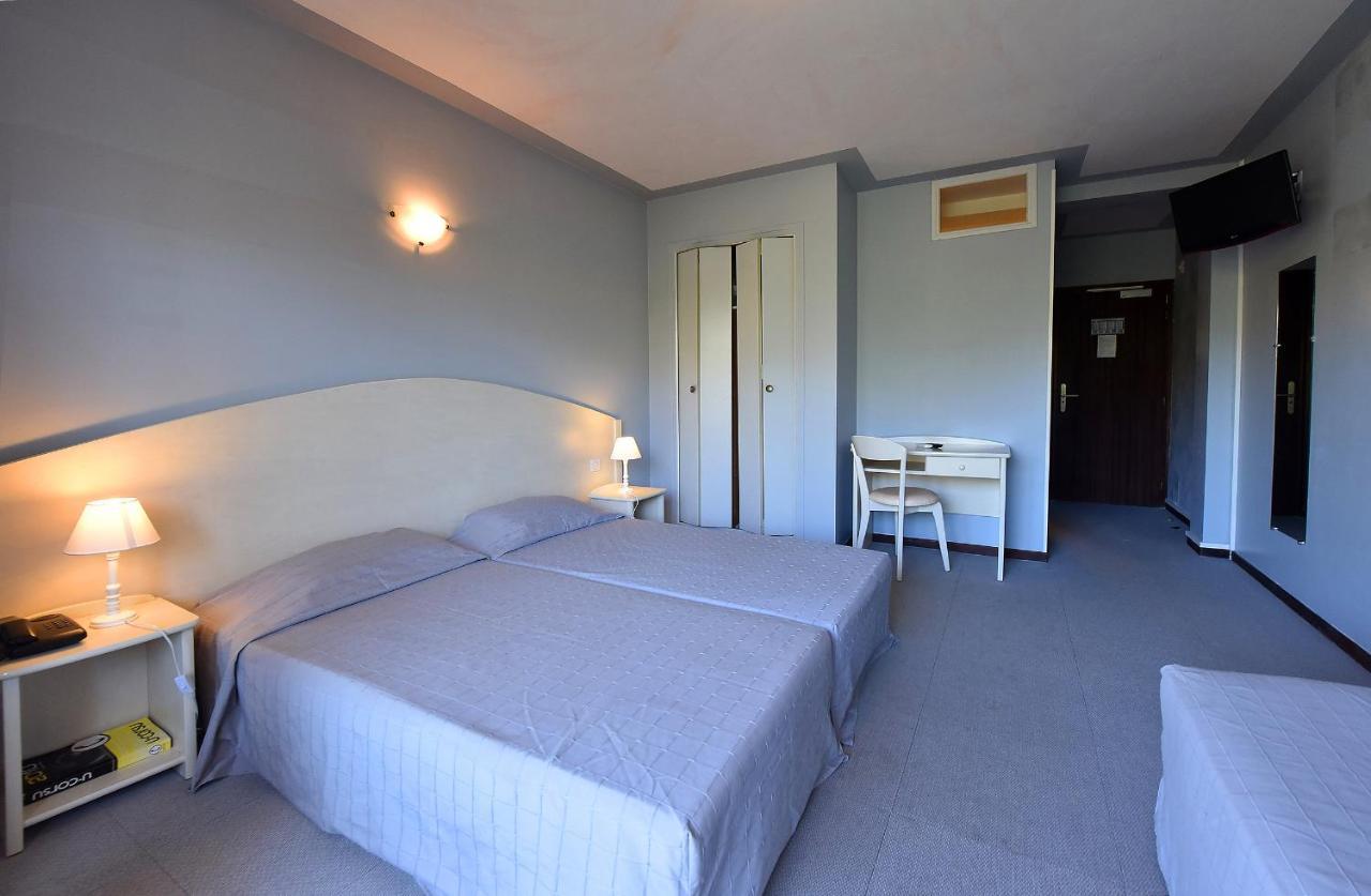 קאלבי Hotel Cyrnea מראה חיצוני תמונה
