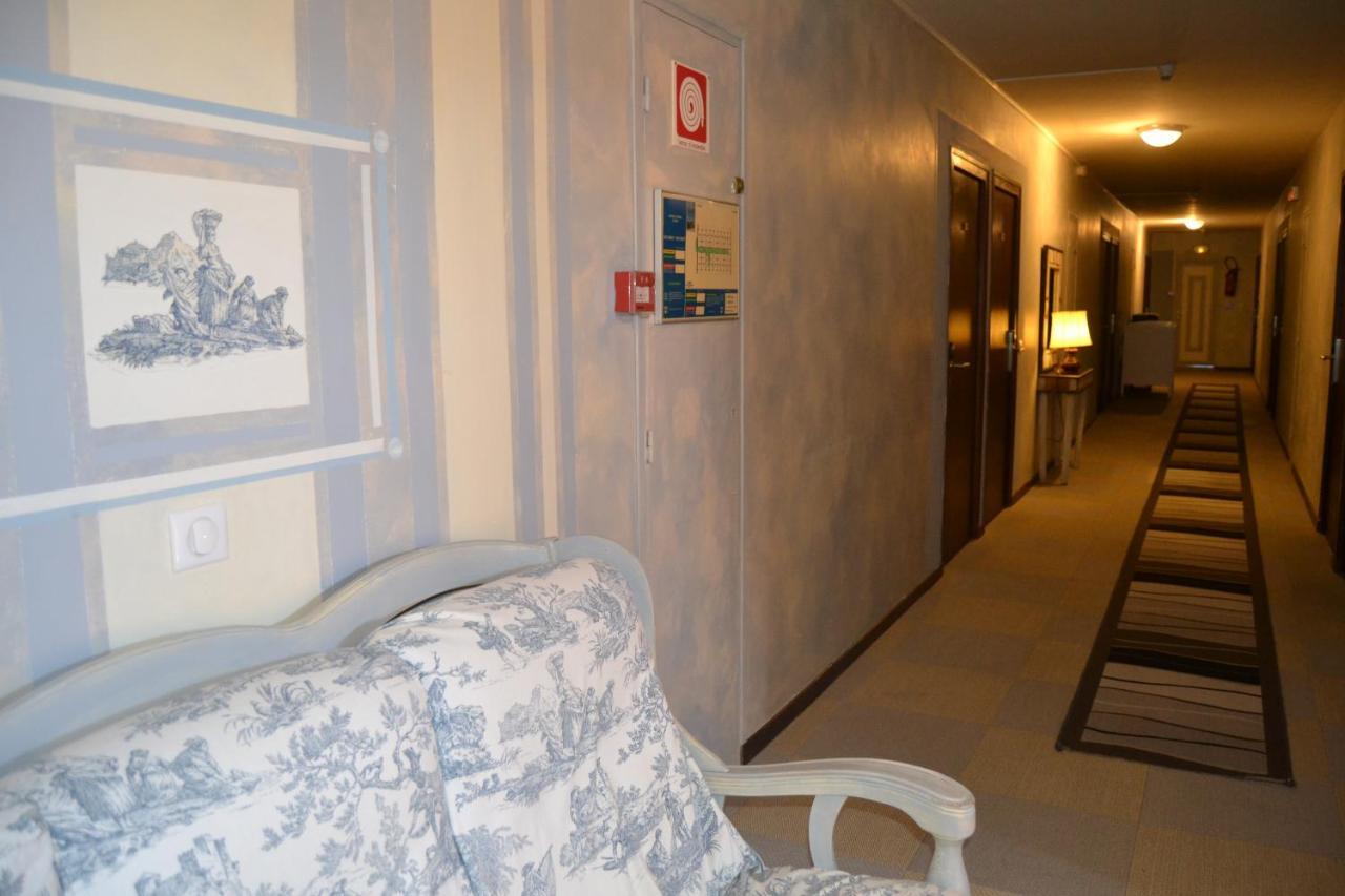 קאלבי Hotel Cyrnea מראה חיצוני תמונה