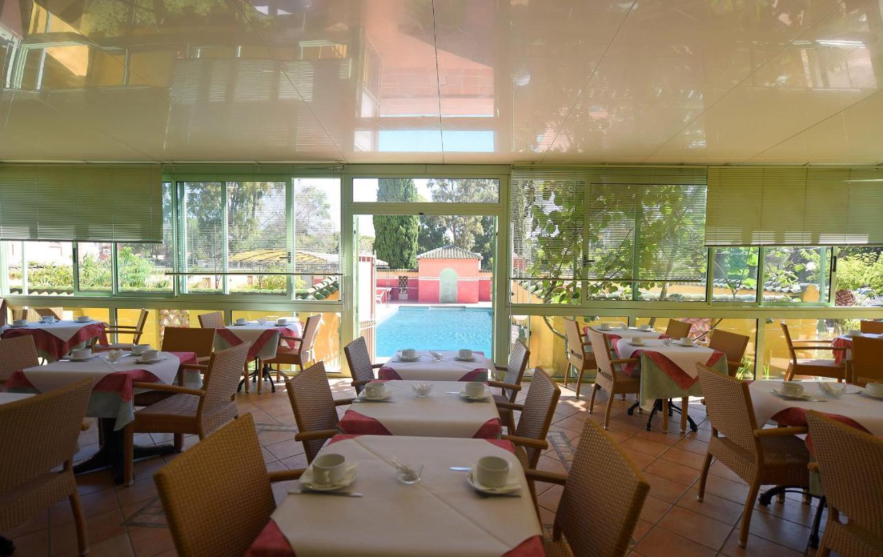 קאלבי Hotel Cyrnea מראה חיצוני תמונה