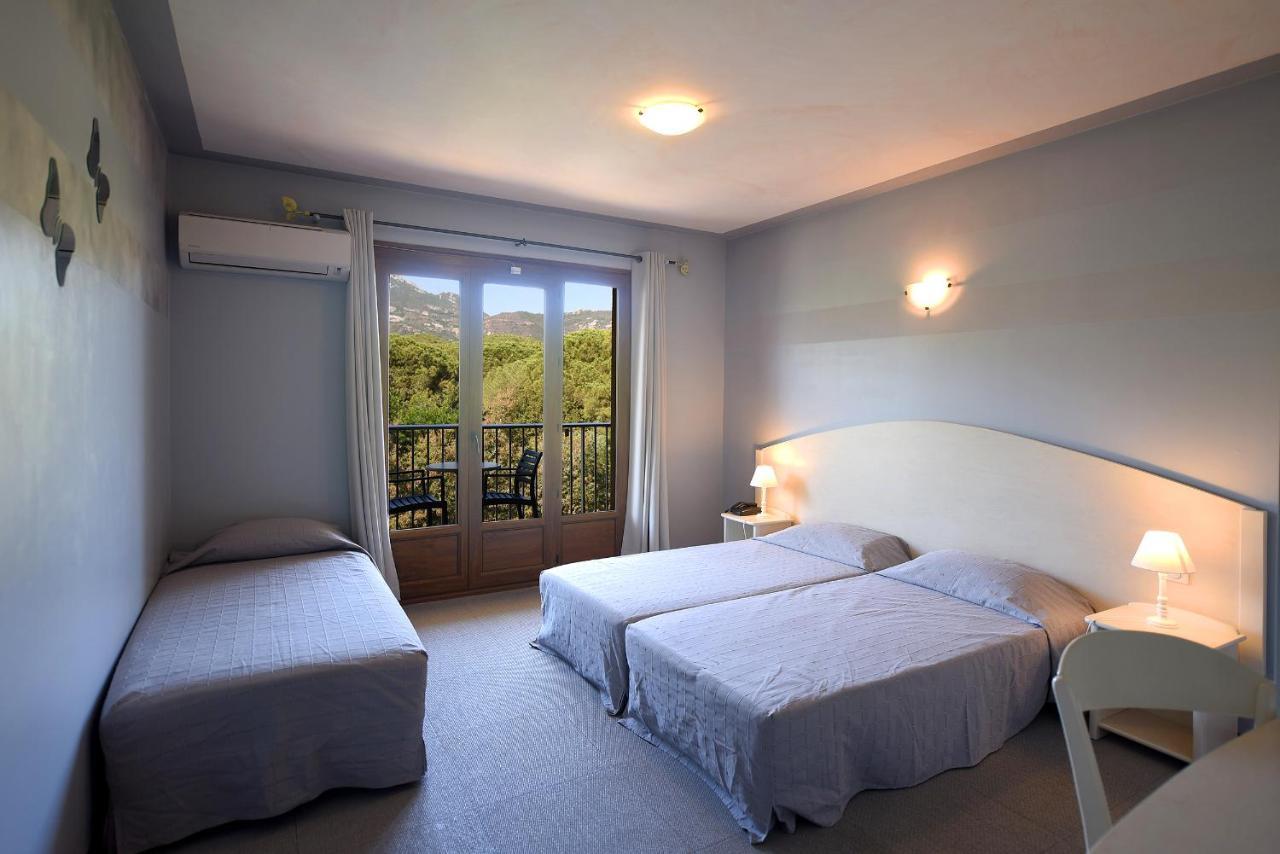 קאלבי Hotel Cyrnea מראה חיצוני תמונה